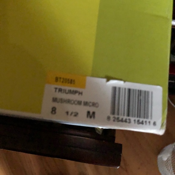 SOLD!!! NWB bare traps New boots SZ 8.5 with box - Picture 6 of 7